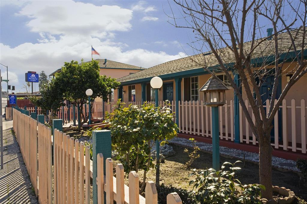 Riverside Inn & Suites Santa Cruz Facilities photo